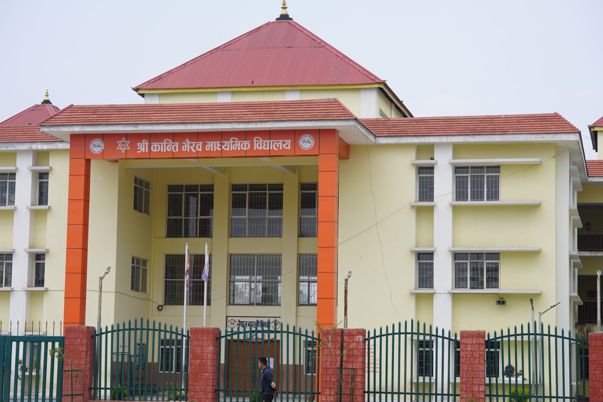 सहमतिको व्यग्र पर्खाइ