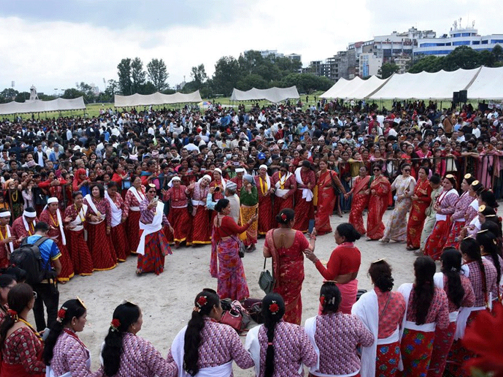 मनाइयो गौरा पर्व