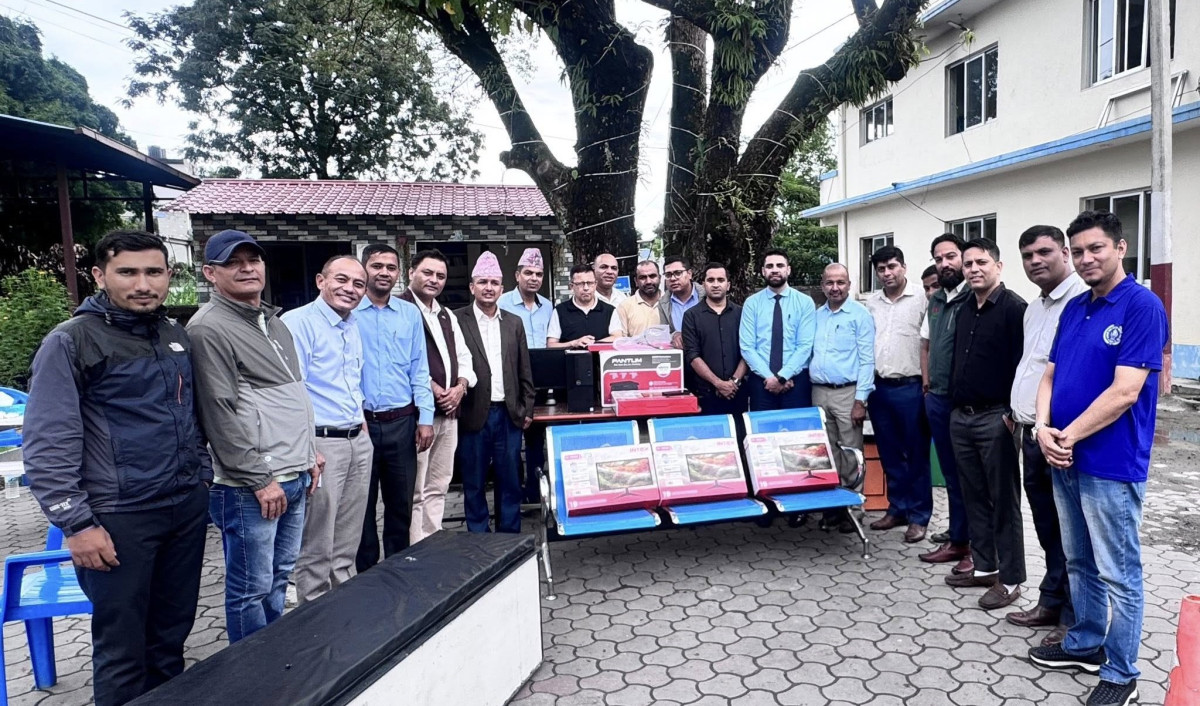 कोअपरेटिभ म्यानेजर्स क्लब कास्कीद्वारा जिल्ला प्रहरी कार्यालय कास्कीलाई सहयोग