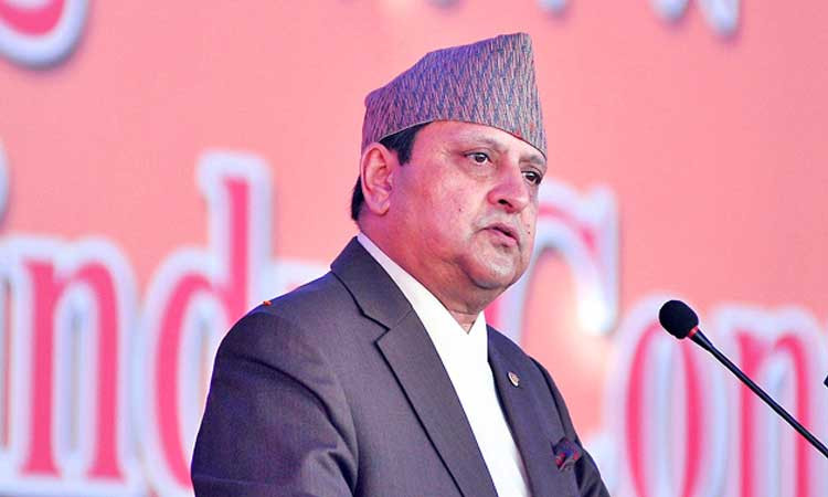 पत्नीसहित भारत गए पूर्वराजा
