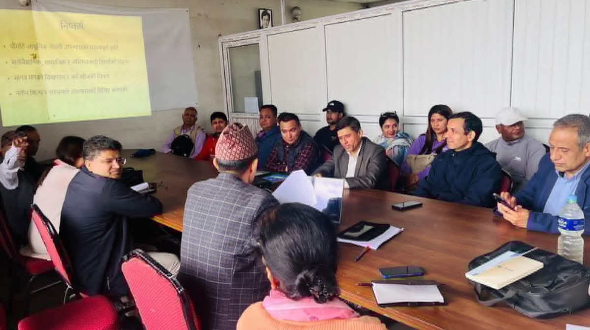 संज्ञान विमर्शमा 'धीमहि' बहस